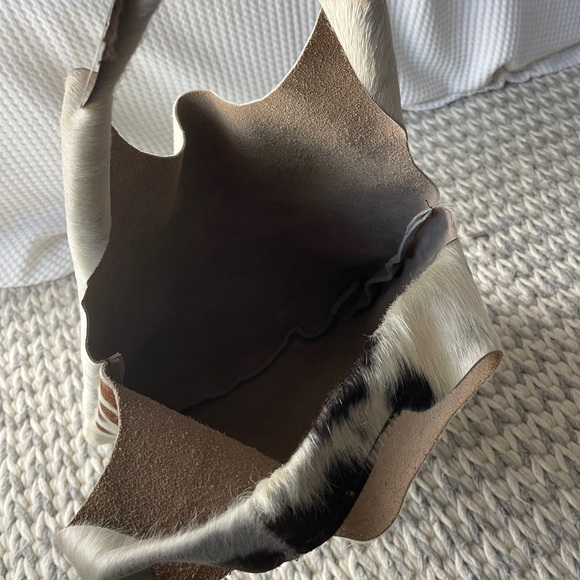 Beautiful Suede Hobo / Tote Bag - Picture 8 of 10